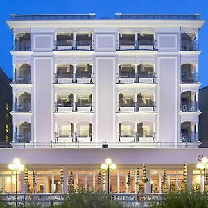 Continental 3*, Cattolica Italien