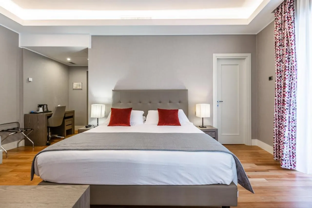 Hotel Delle Nazioni Roma 4*,  Italia