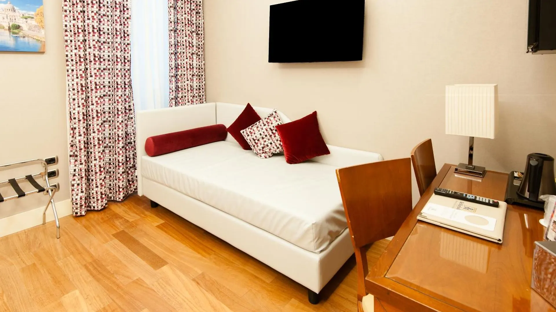 Hotel Delle Nazioni Roma 4*,  Italia